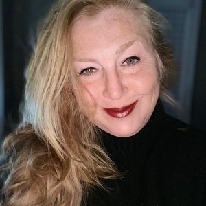 Meet your Posher, Tresia